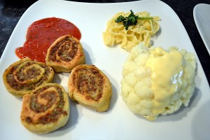 Nudelschnecken gefüllt mit Hackfleisch image-134