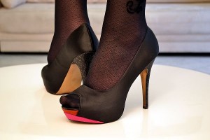 Weibliche Schuhticks: Warum sind wir Frauen verrückt auf Schuhe? image-11111