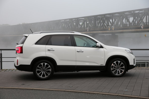 Kia-Sorento-facelift Sorento 2013