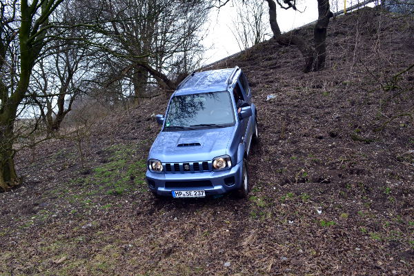 Jimny im Gelände