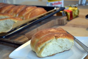 Einback Rezept: Milchbrötchen aus Hefeteig image-11615