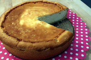 Käsekuchen mit Mandeln selbst gemacht image-12103